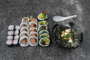 sushi w SanThai